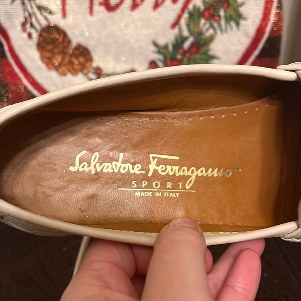 Vintage Salvatore Ferragamo 4A Narrow Beige Women's Loafers - Picture 11 of 12